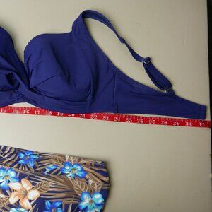 DDD Underwire Lands' End Twist Front Bikini Top